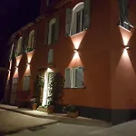Vendégház Mont Des Oliviers Citra-8055lt-1805 E 1807